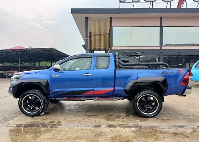 Used 11
                    TOYOTA
                     for Sale Image